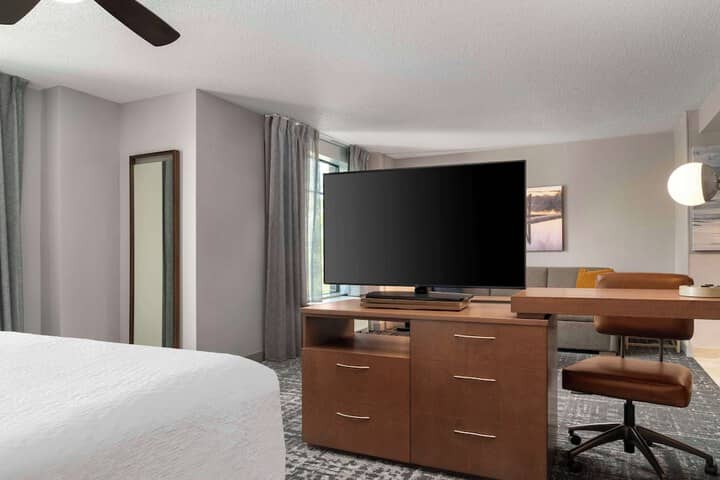 Room 15 of 71