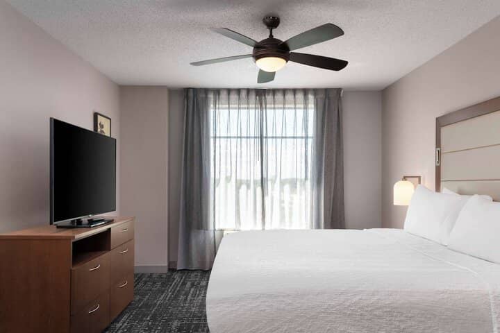 Room 14 of 71